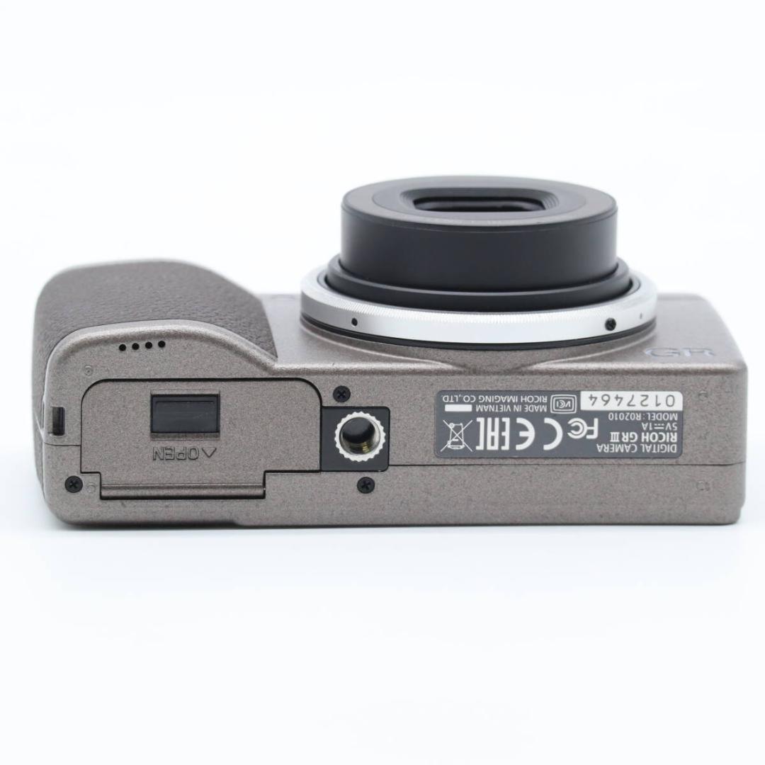 ショット数9 極美品 RICOH GR III Diary Edition
