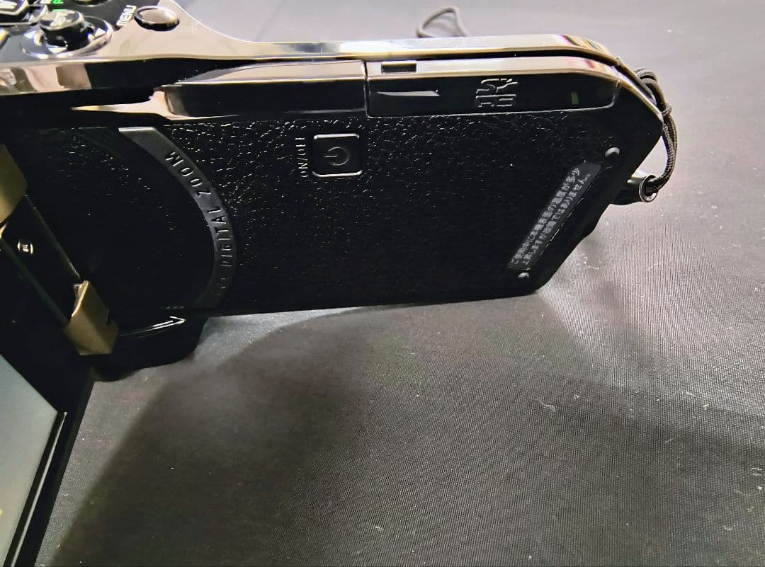 SANYO Xacti CG11 10メガピクセル ビデオカメラ 本体