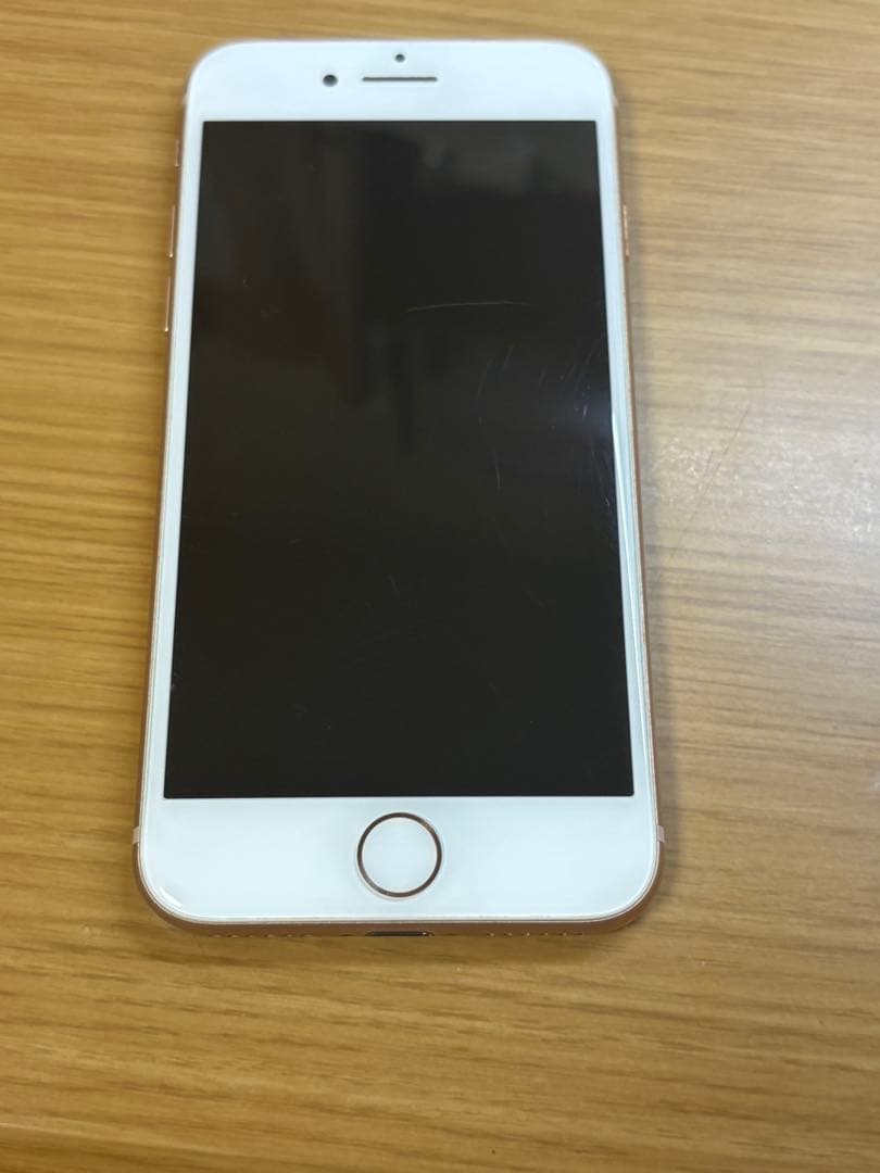 iPhone8 ゴールド 本体 64GB SIM あり 最大容量81