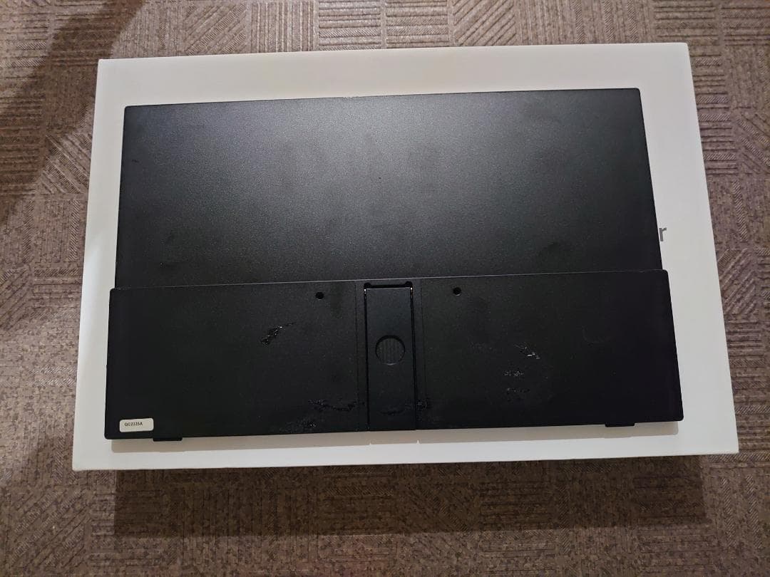 13.3インチ 4Kポータブルモニター モバイルモニター　その１