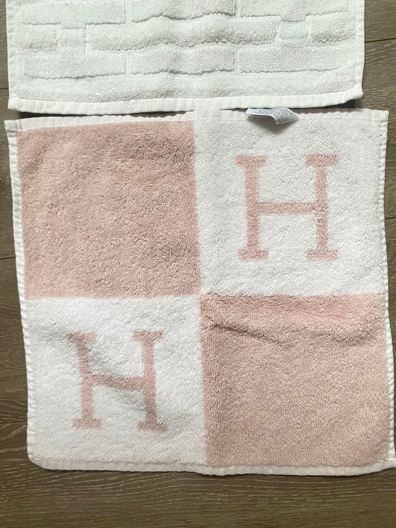 HERMES エルメス　ハンドタオル