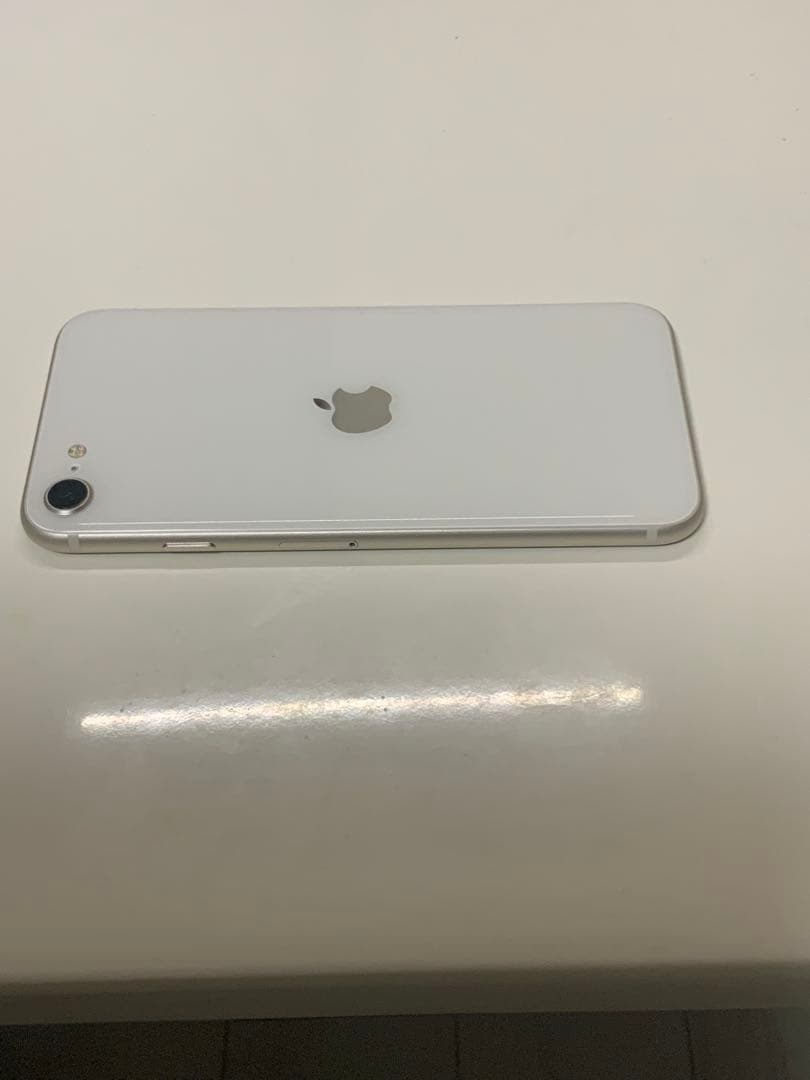 【美品】iPhone SE 第3世代 128GB スターライト　SIMフリー
