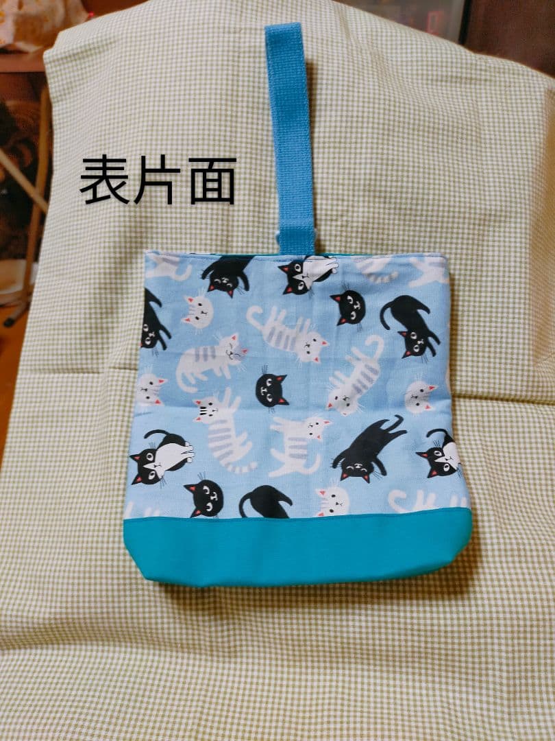 可愛いネコちゃん柄♡上履き入れ。