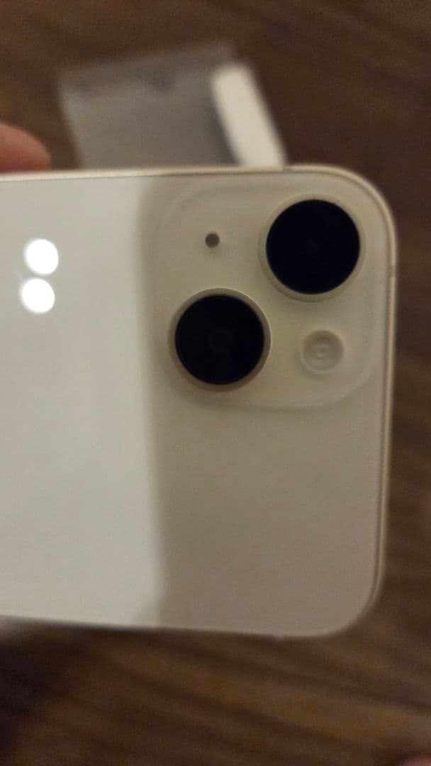 Apple iPhone 14 スターライト