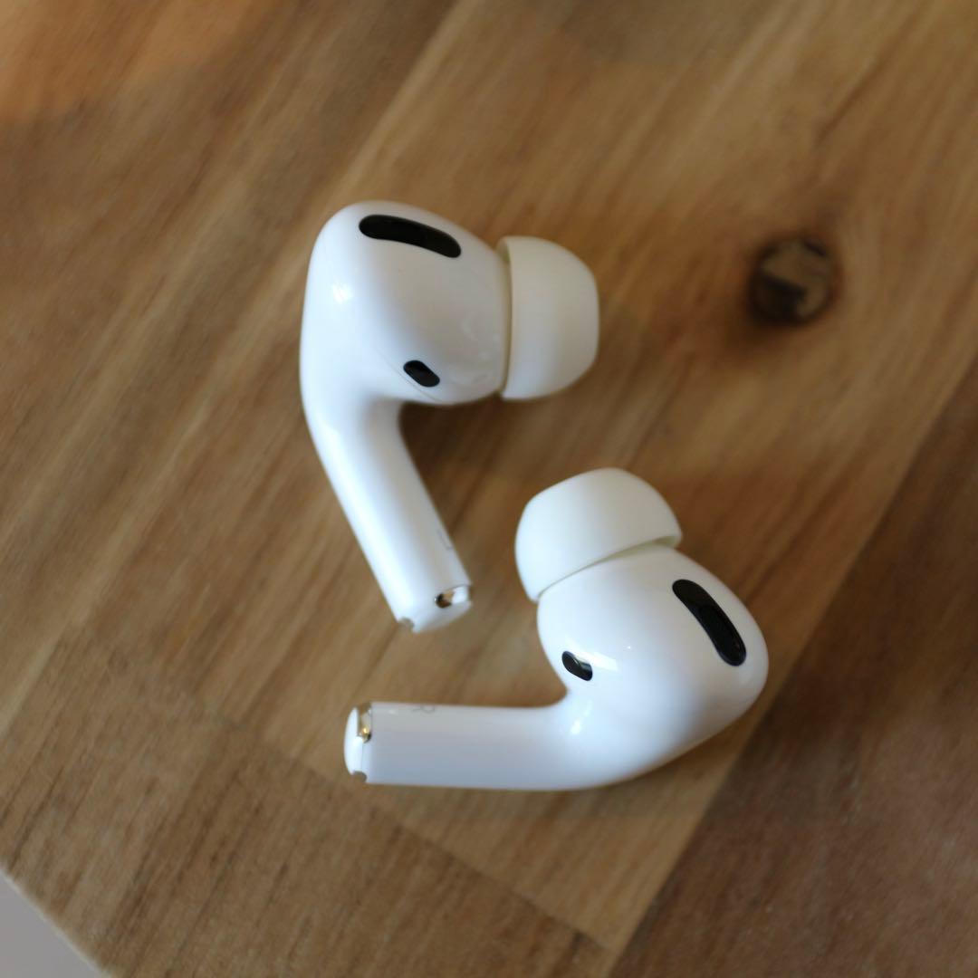 AirPods pro 第1世代 ケース付き バッテリー良好 イヤホン