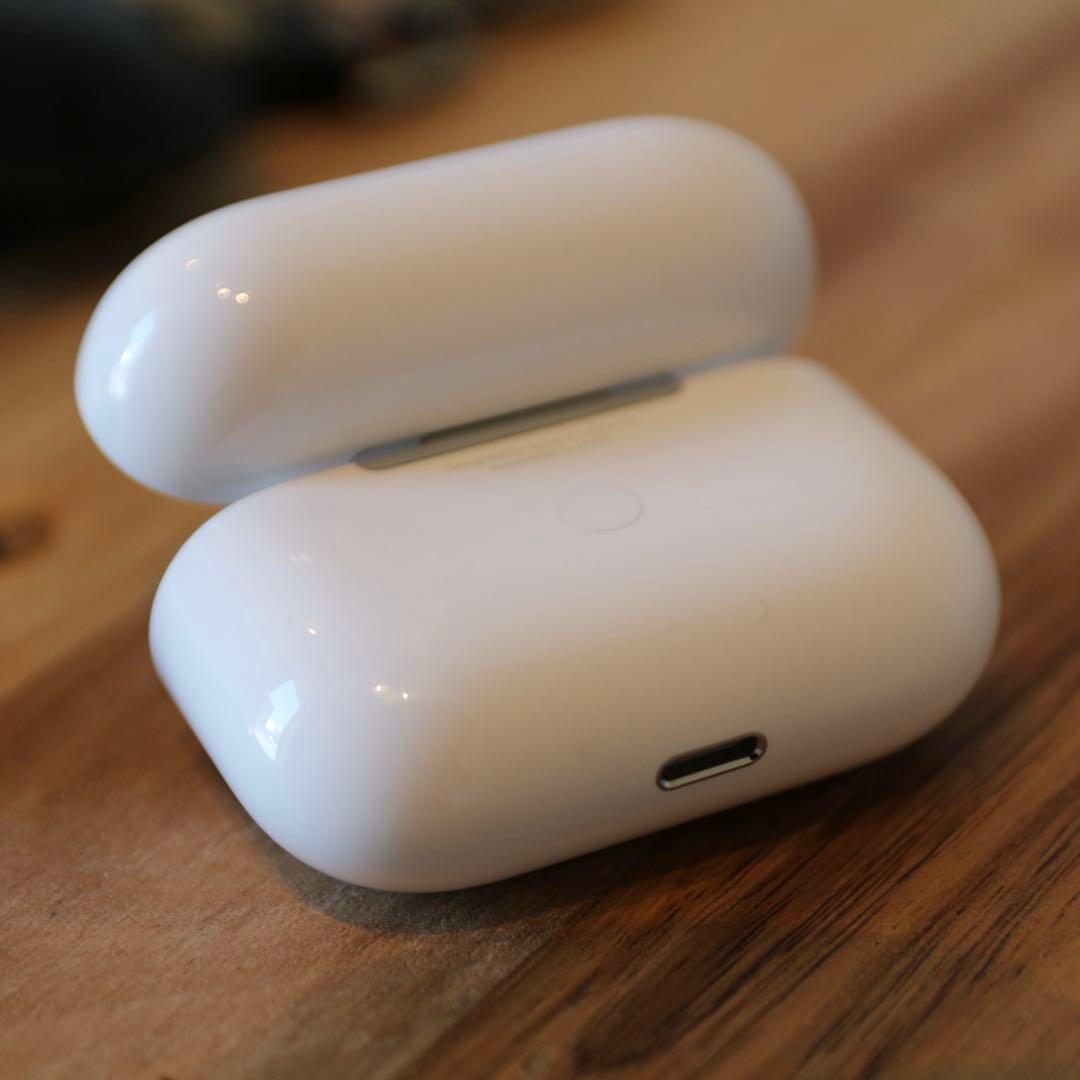 AirPods pro 第1世代 ケース付き バッテリー良好 イヤホン