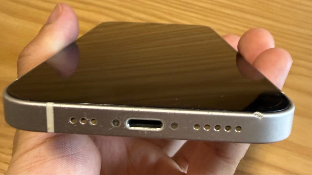 iPhone 12 64GB ホワイト SIMフリー