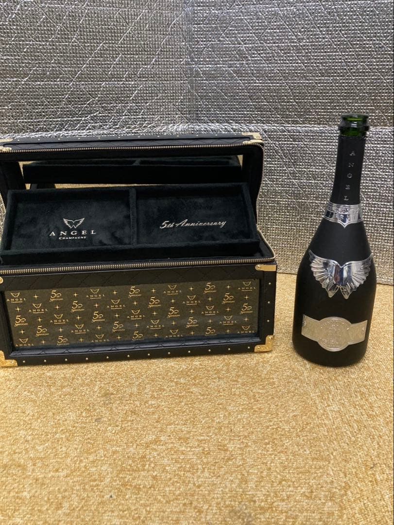 エンジェル シャンパン 5周年記念 5th anniversary ケース