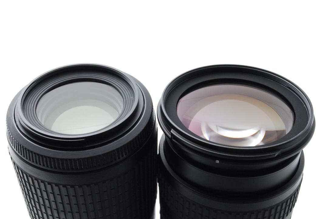 【美品　使用感少】ダブルレンズ　Nikon D3300　スマホ転送　高画質モデル