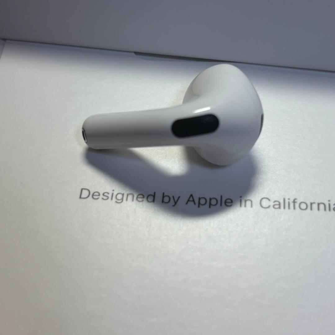 Apple AirPods 4世代 L 左耳 正規品　ノイキャンあり　美品