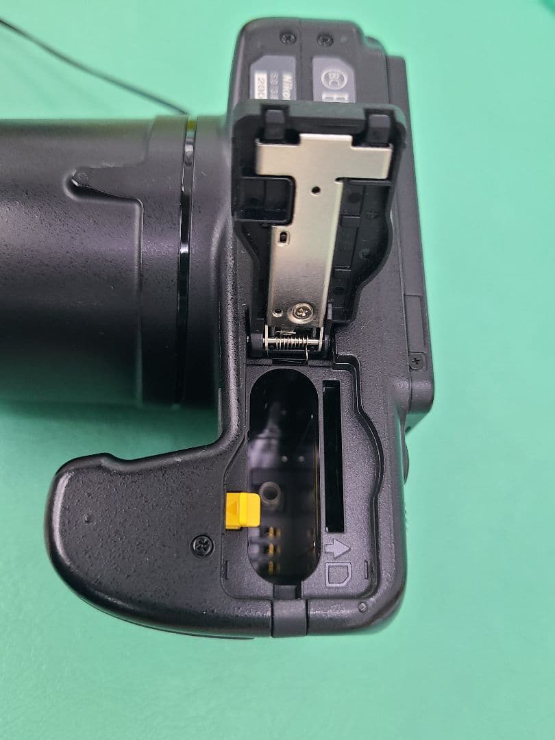 [美品・動作良好]Nikon COOLPIX B700 光学60倍ズーム
