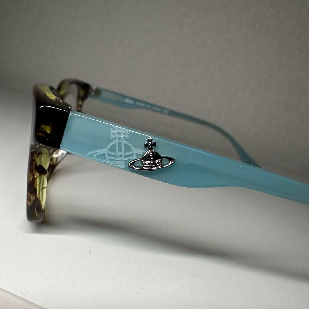 近年モデル ヴィヴィアンウエストウッド 立体 オーブ飾りあり メガネ 未使用品