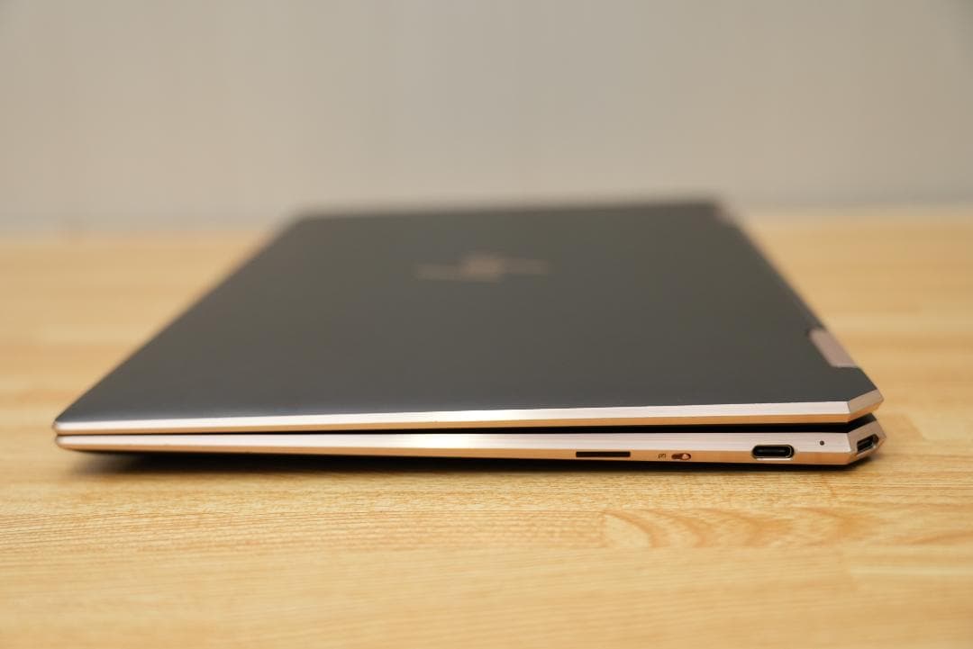 Windowsノート本体 HP Spectre x360 Corei7 1065G7 16GB 1TB