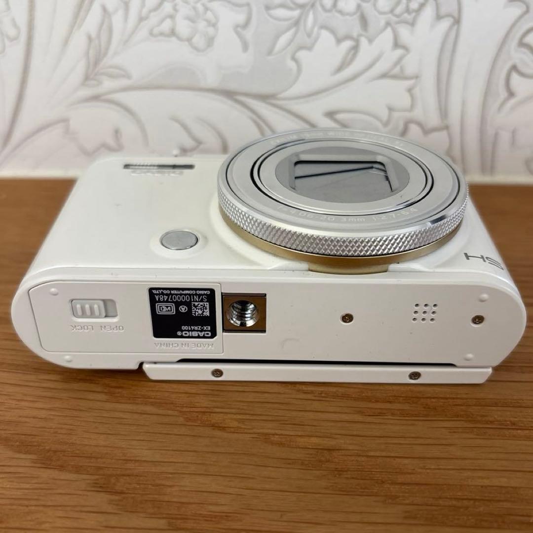 【美品】CASIO EX-ZR4100 自撮り 超広角19mm ホワイト