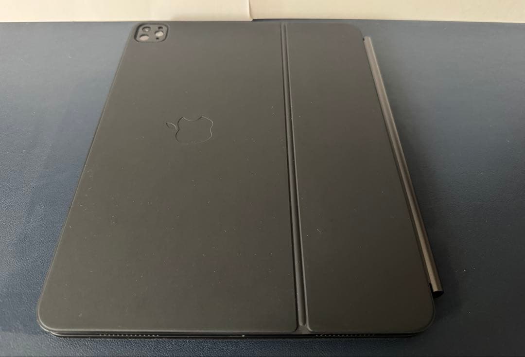 iPad Pro 13インチ 256GB Magic Keyboard 純正