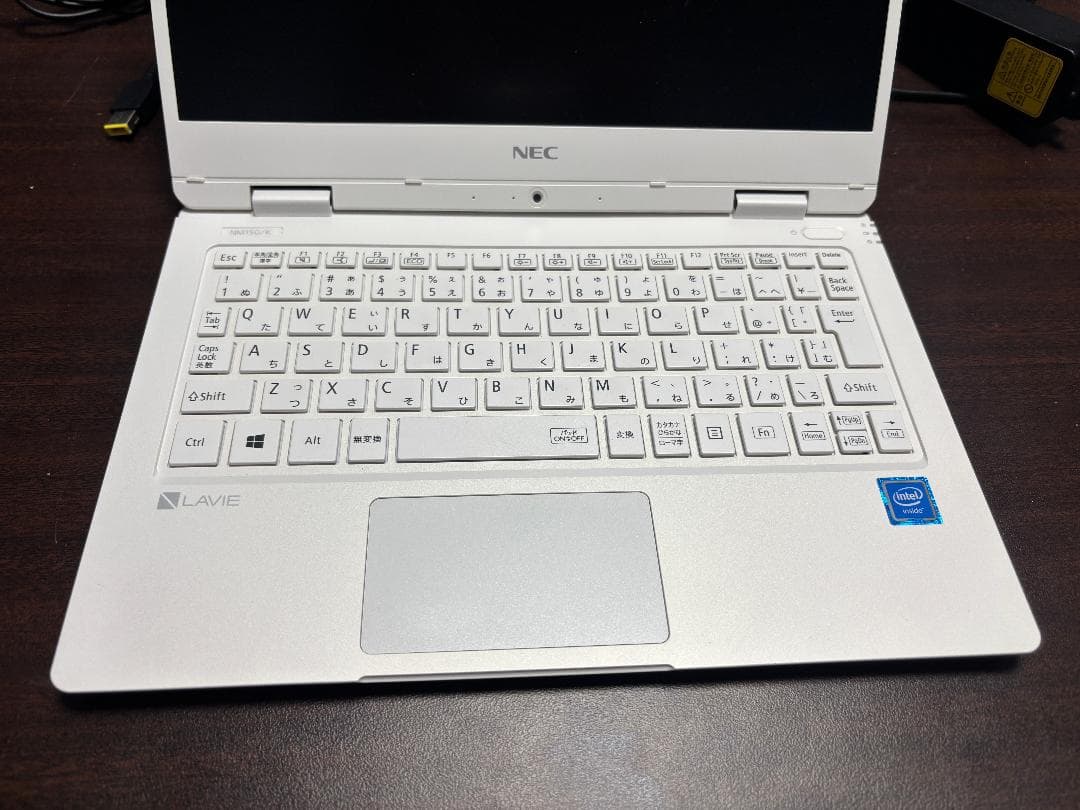 軽量A4ノート：NEC『PC-1M150KAW』 ホワイト Windows 11