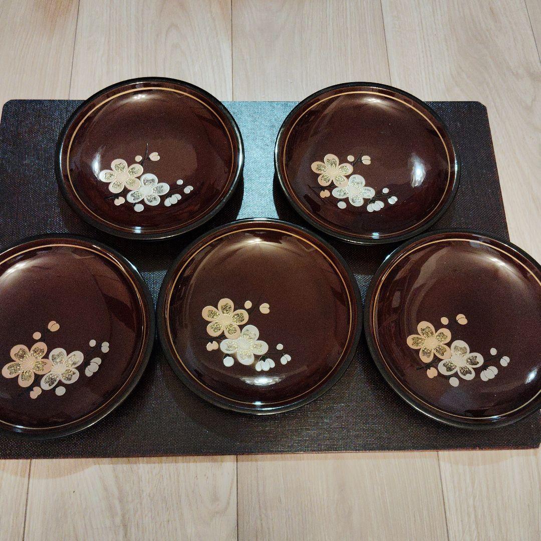 未使用☆天然木漆器☆菓子皿銘々皿☆蒔絵梅花５客