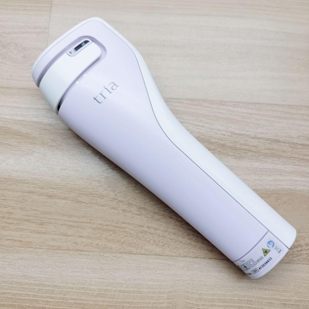 ほぼ未使用品⭐️付属品完備 トリア スキン エイジングケア レーザー Tria
