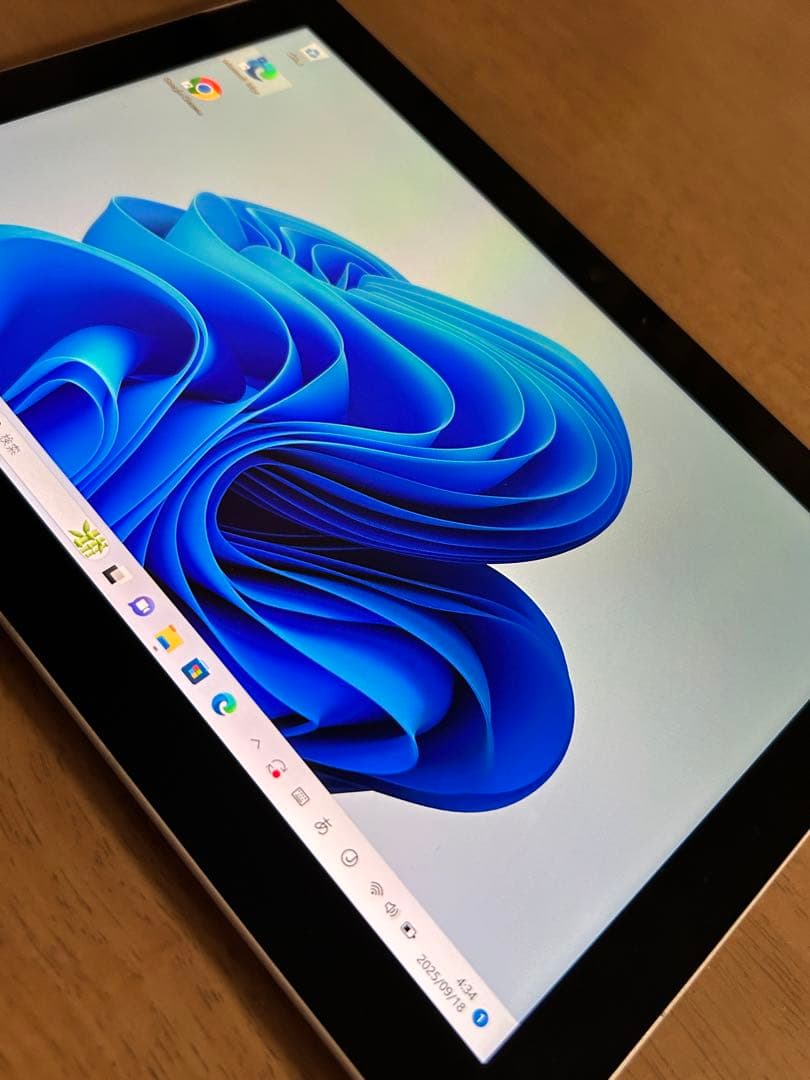 バッテリー良好 美品 Microsoft surface GO