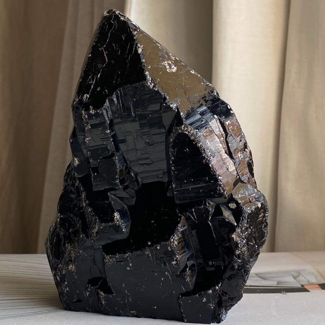 【 天然石 中国 山東省産 黒水晶 モリオン 原石 ポイント 置物 約1.4kg