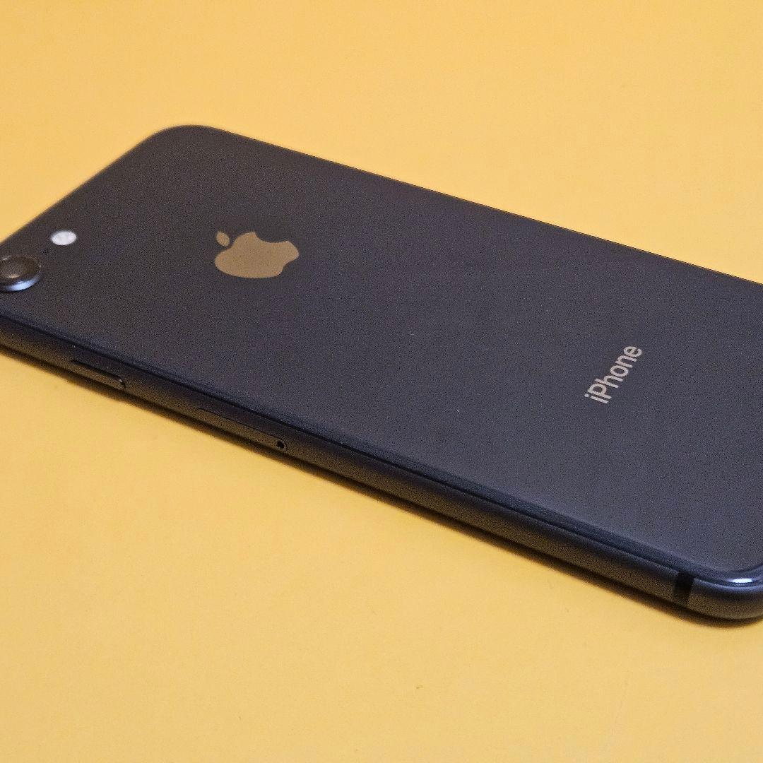 iPhone 8 64GB｜24時間以内発送#064