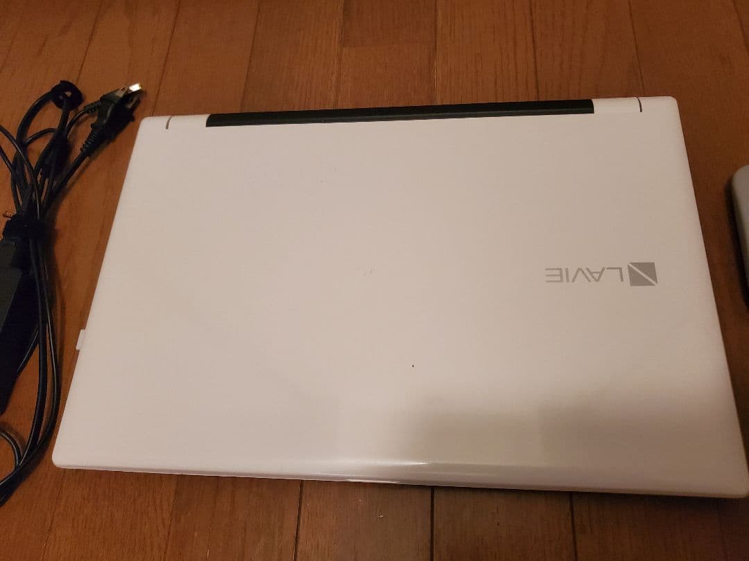 初期化済み　薄型ノートパソコンNECWindows10カメラ付き
