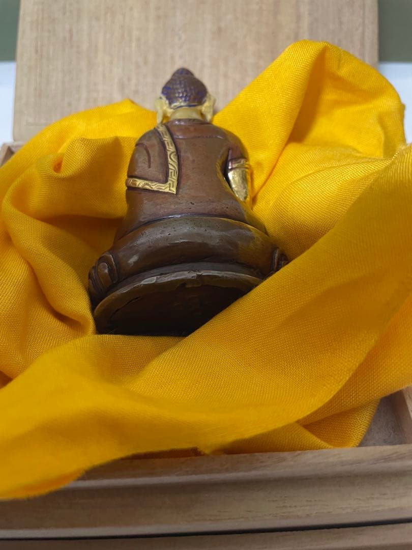 仏像　仏教美術　銅の仏像　置物　箱付き
