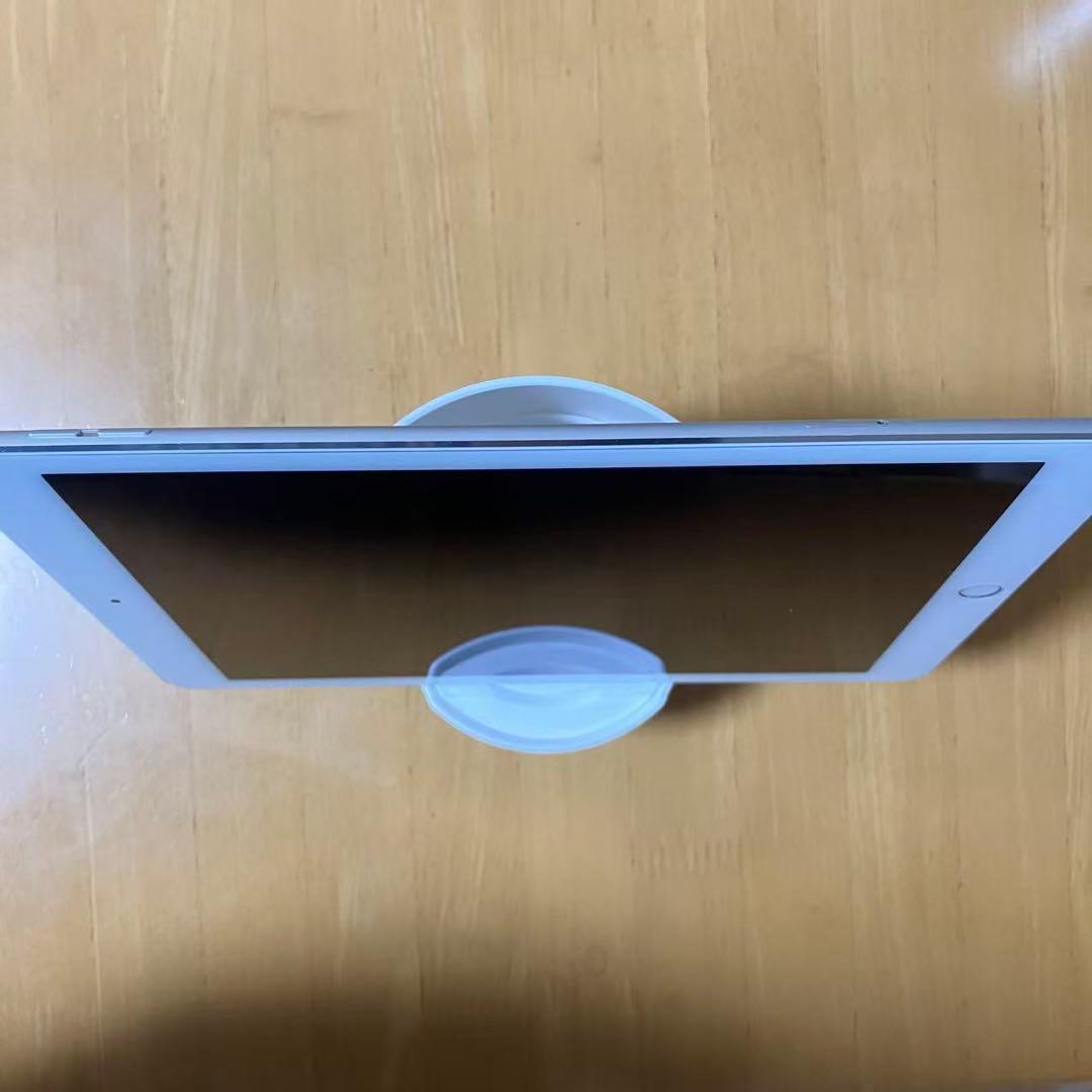 【美品】　ipad air2 9.7 inch大画面　中古品（本体のみ）