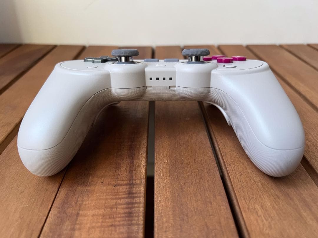 8BitDo Pro 3 Bluetooth コントローラー + ケース