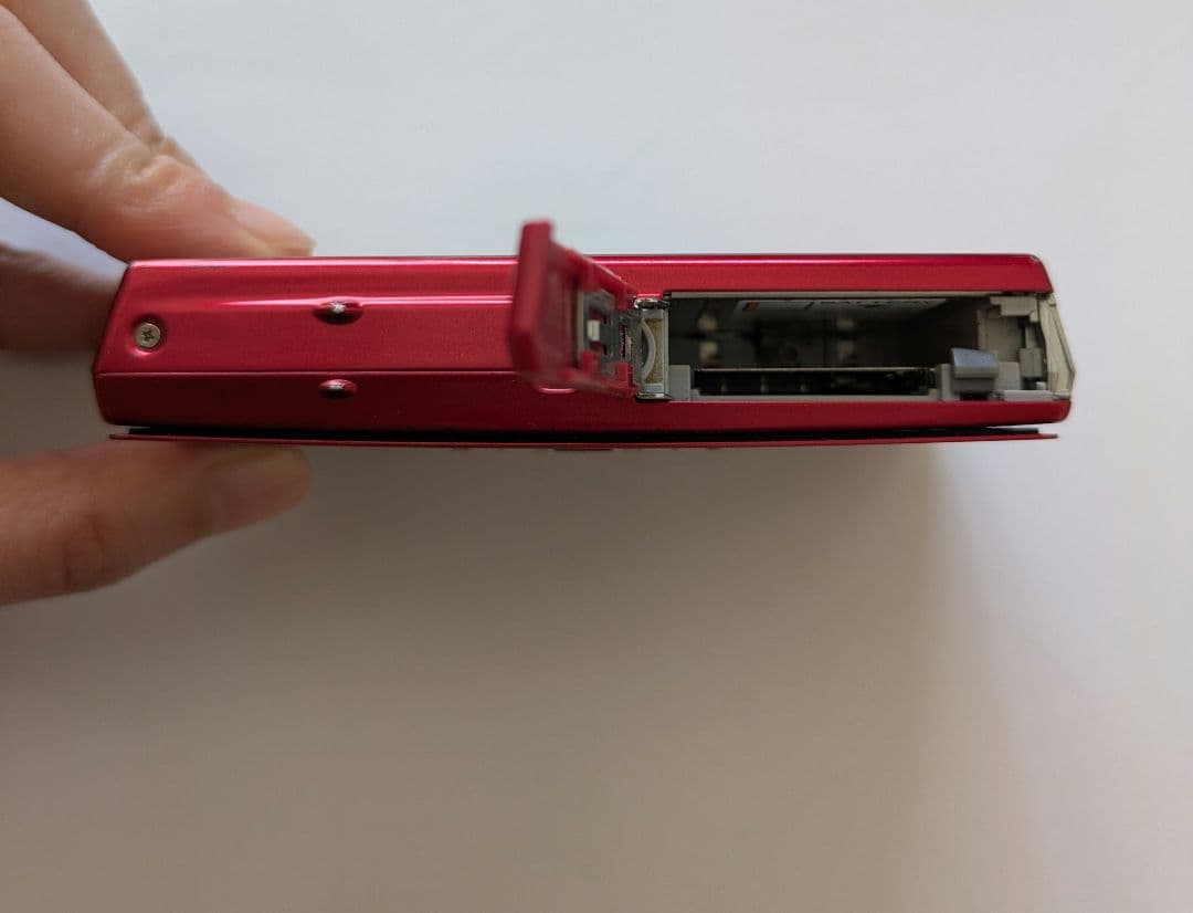 【Fujifilm FinePix Z2000EXR】レッド Wi-Fi機能付き