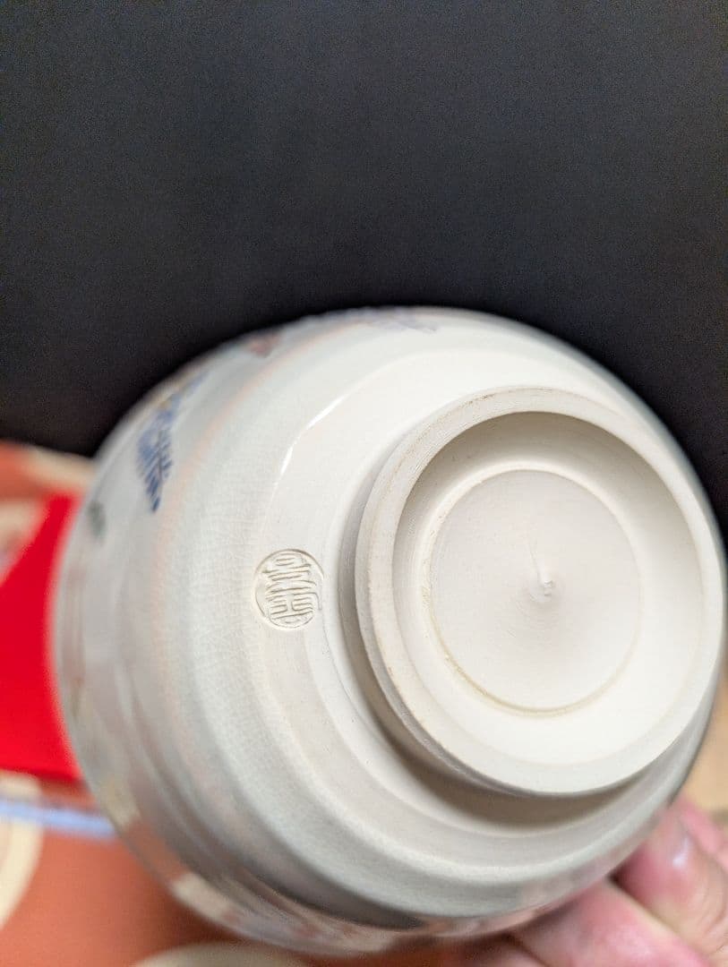 志野焼陶器製茶碗 白色と黒色の模様