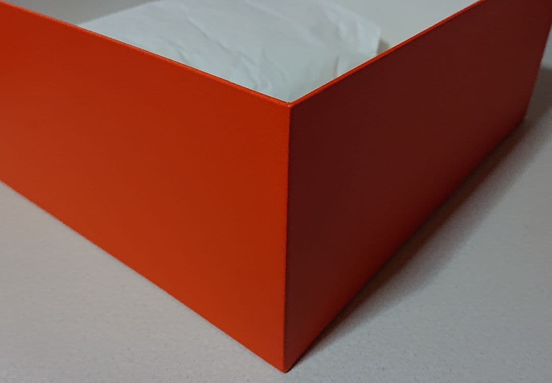 HERMES 空き箱 約38×35,8×15,5cm