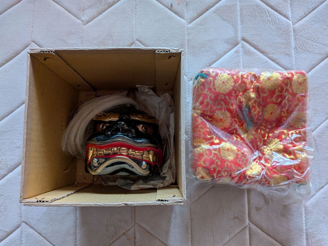 獅子頭　工芸品