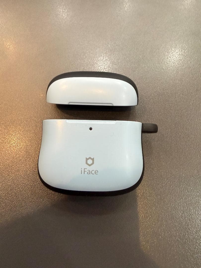 Apple アップル AirPods4（第4世代）