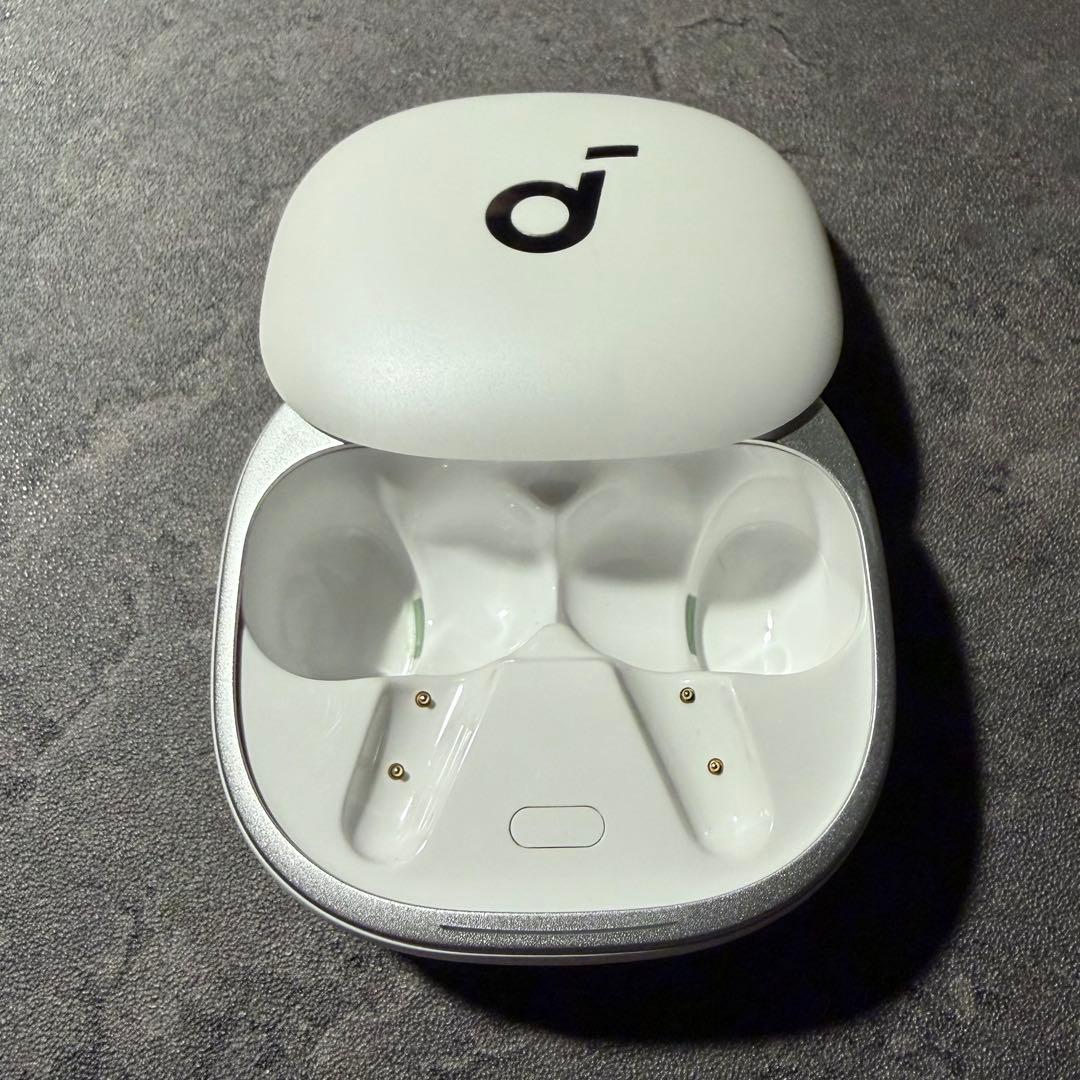 Anker Soundcore Liberty 4（ホワイト)
