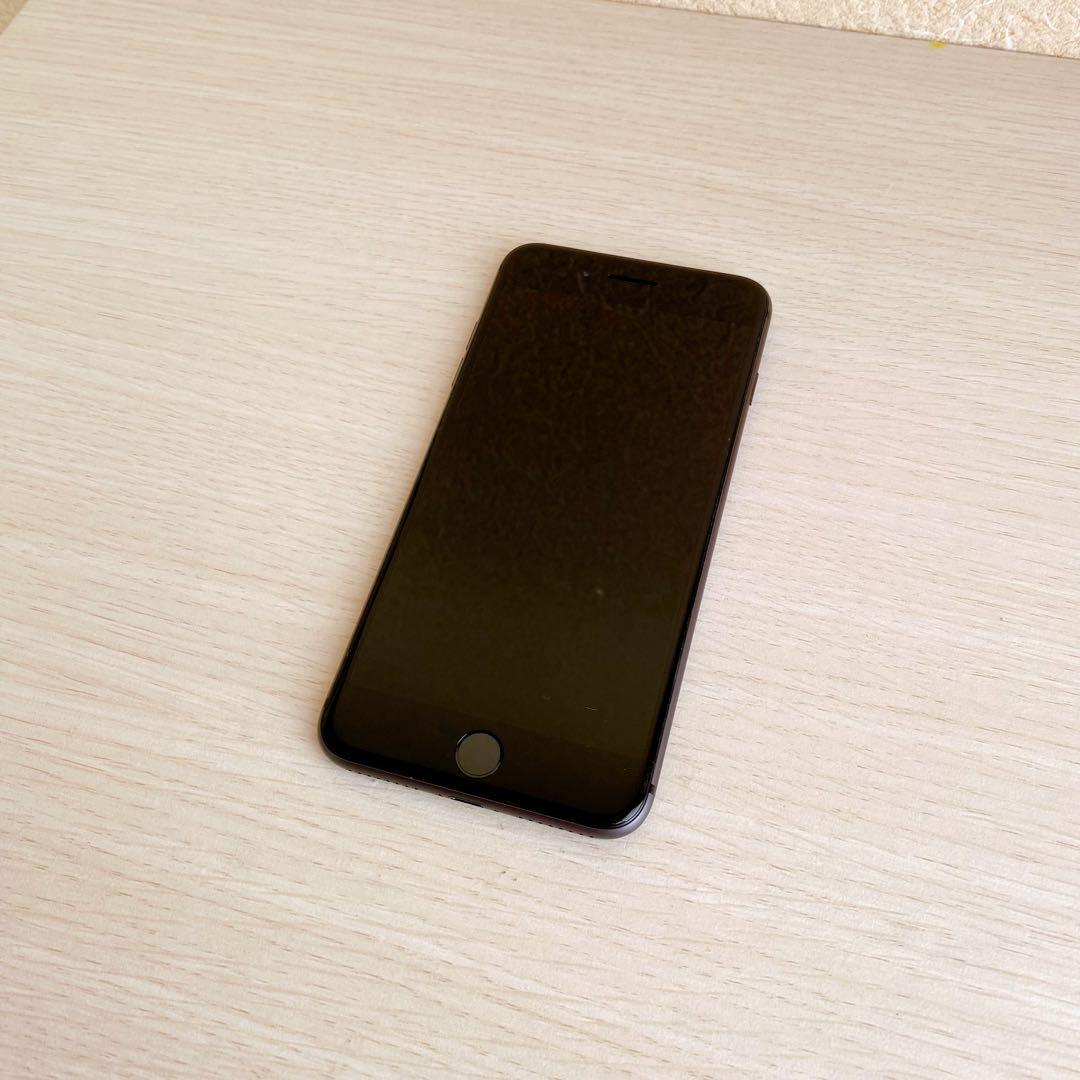 iPhone 8 Plus/Apple/スペースグレー