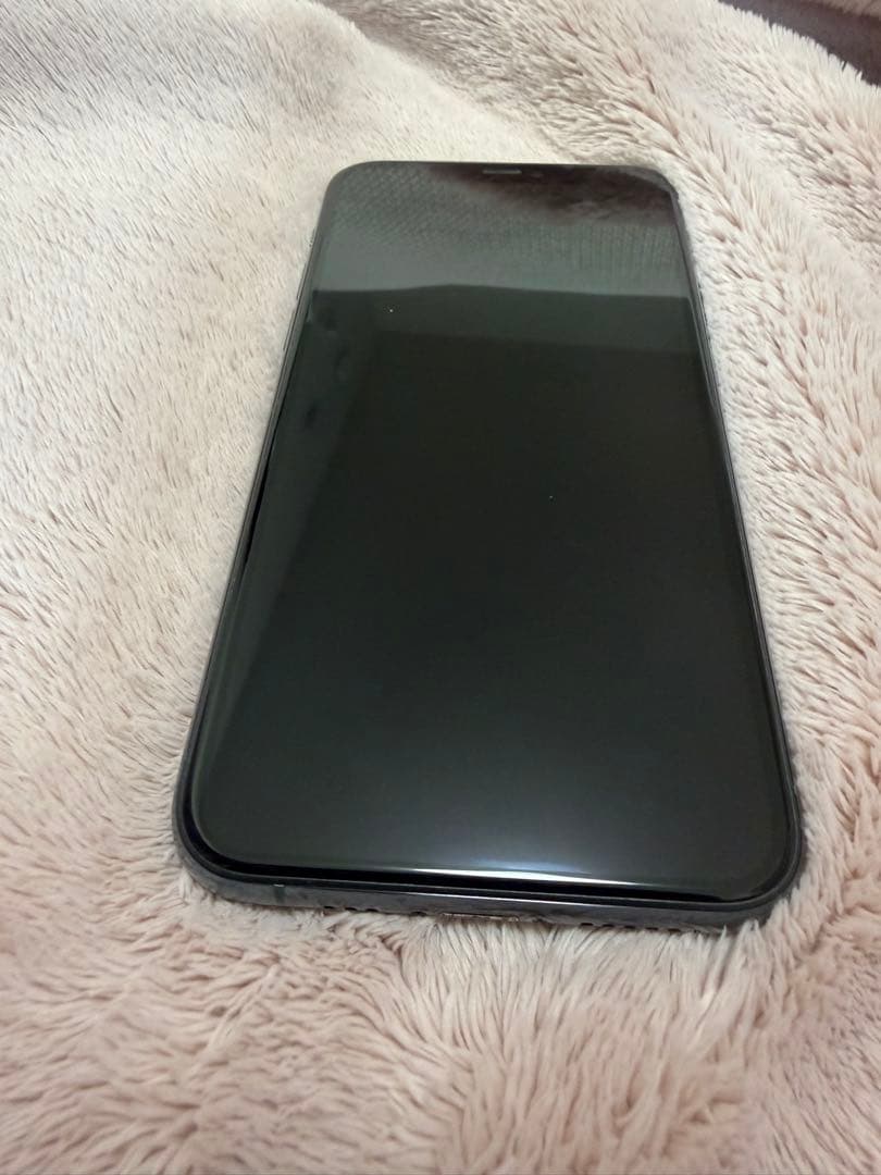 iPhone 11 pro ミッドナイトグリーン 256GB 本体のみ