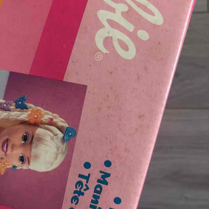 アメリカ購入バービーのヘッドBarbie2002年ヴィンテージ　ムチャチャ人形