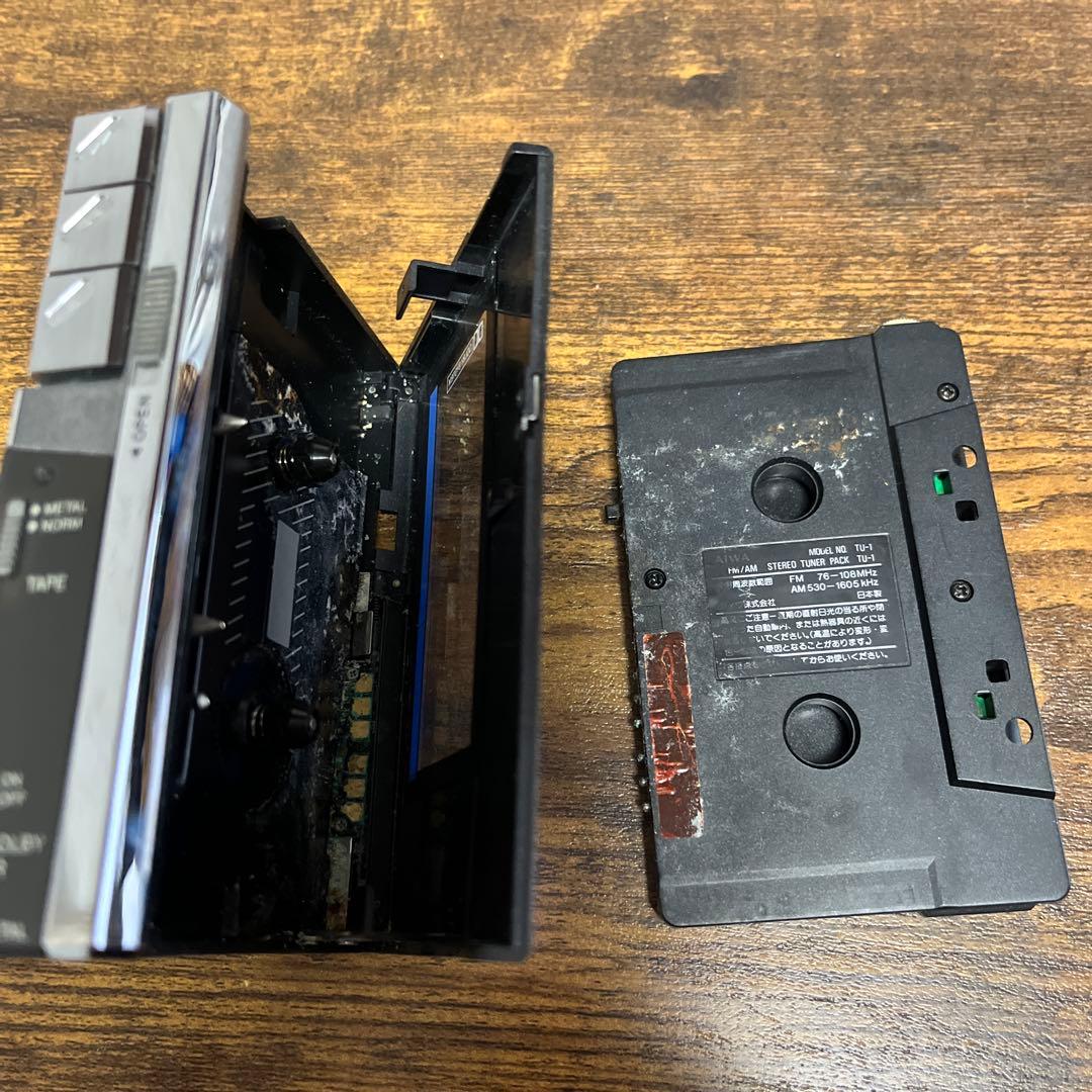 AIWA カセットボーイ　カセットプレイヤー　ラジカセ