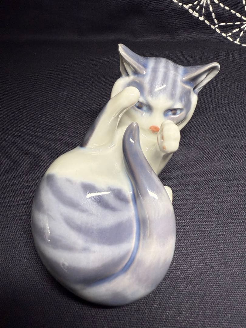 ロイヤルコペンハーゲン　猫　置物