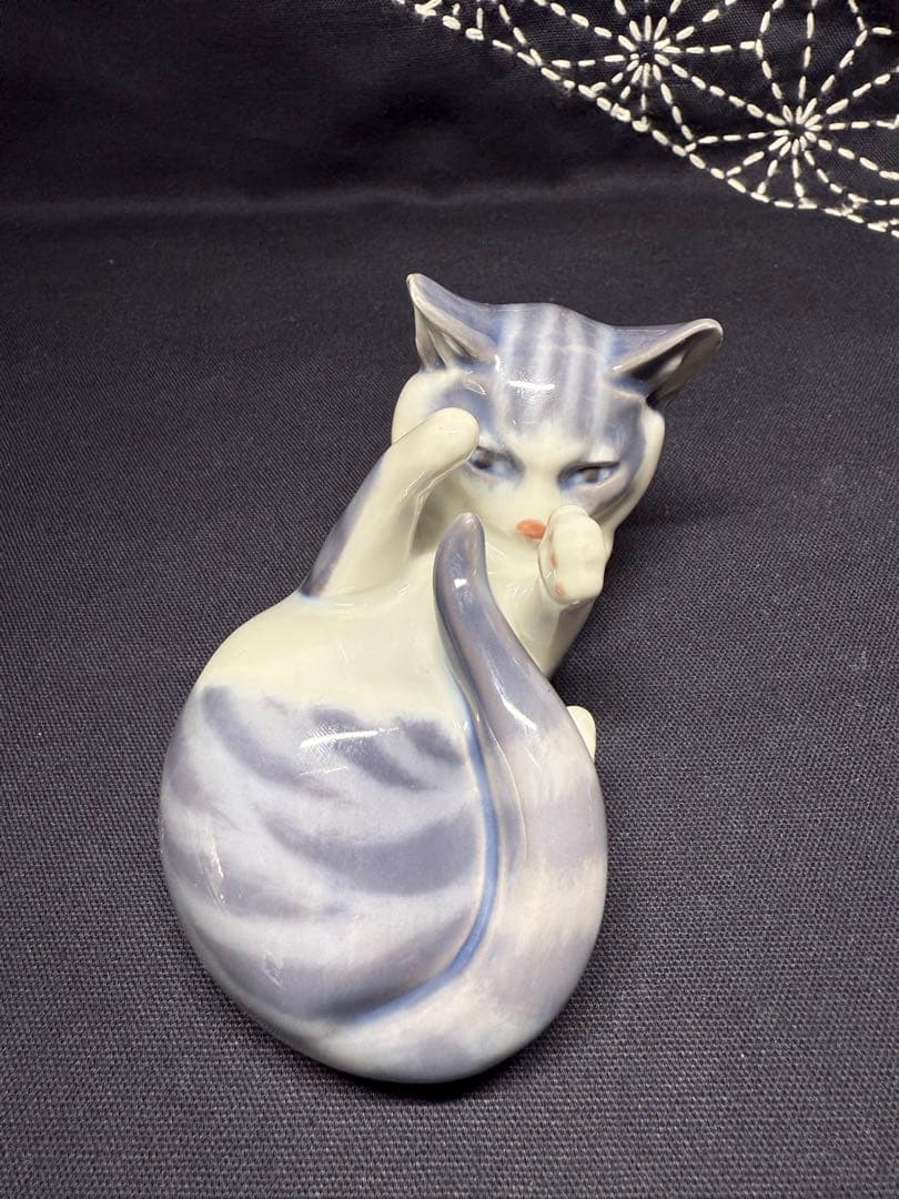 ロイヤルコペンハーゲン　猫　置物