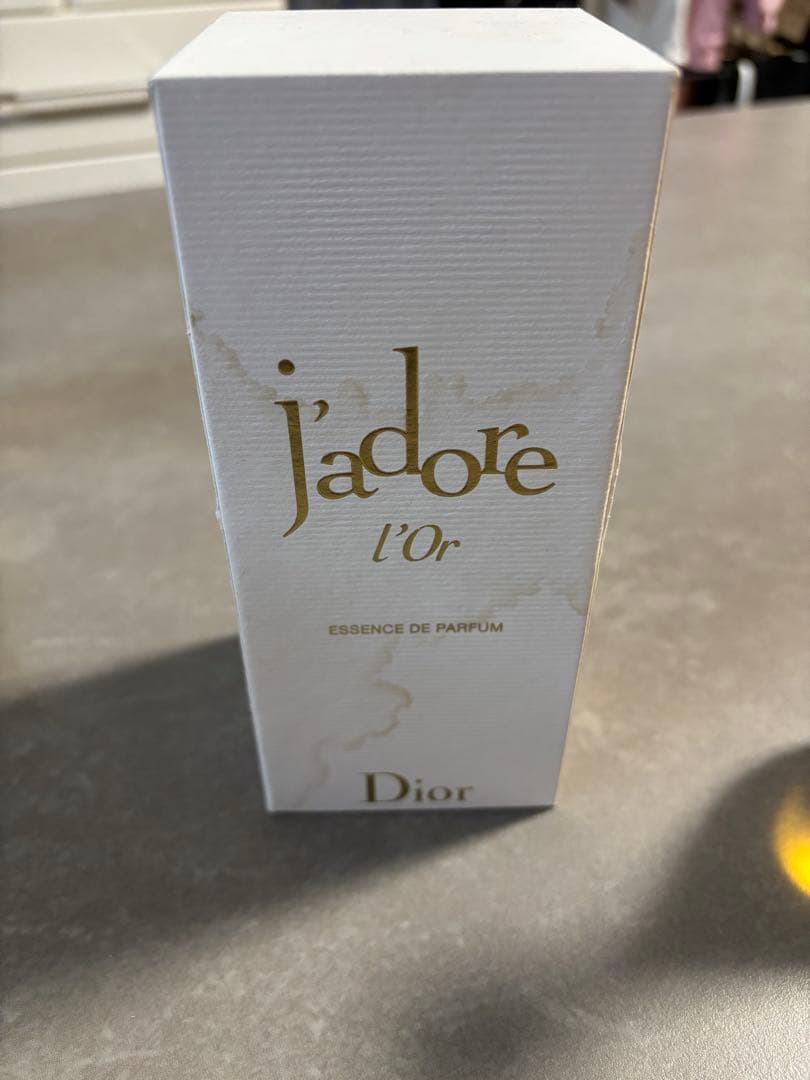Dior J'adore l'Or エッセンス・ド・パルファム 50ml