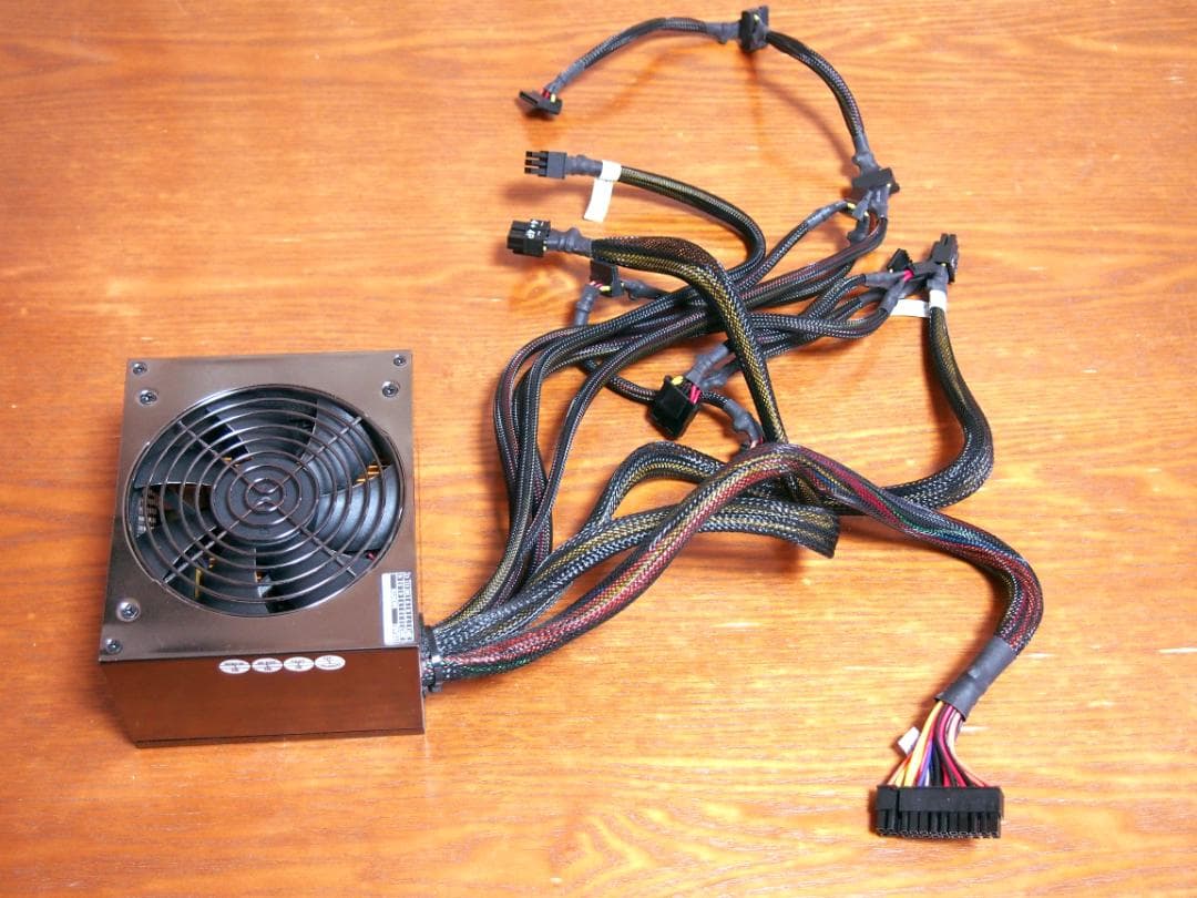 ATX電源ユニット500W　玄人志向KRPW-PT500W/92＋
