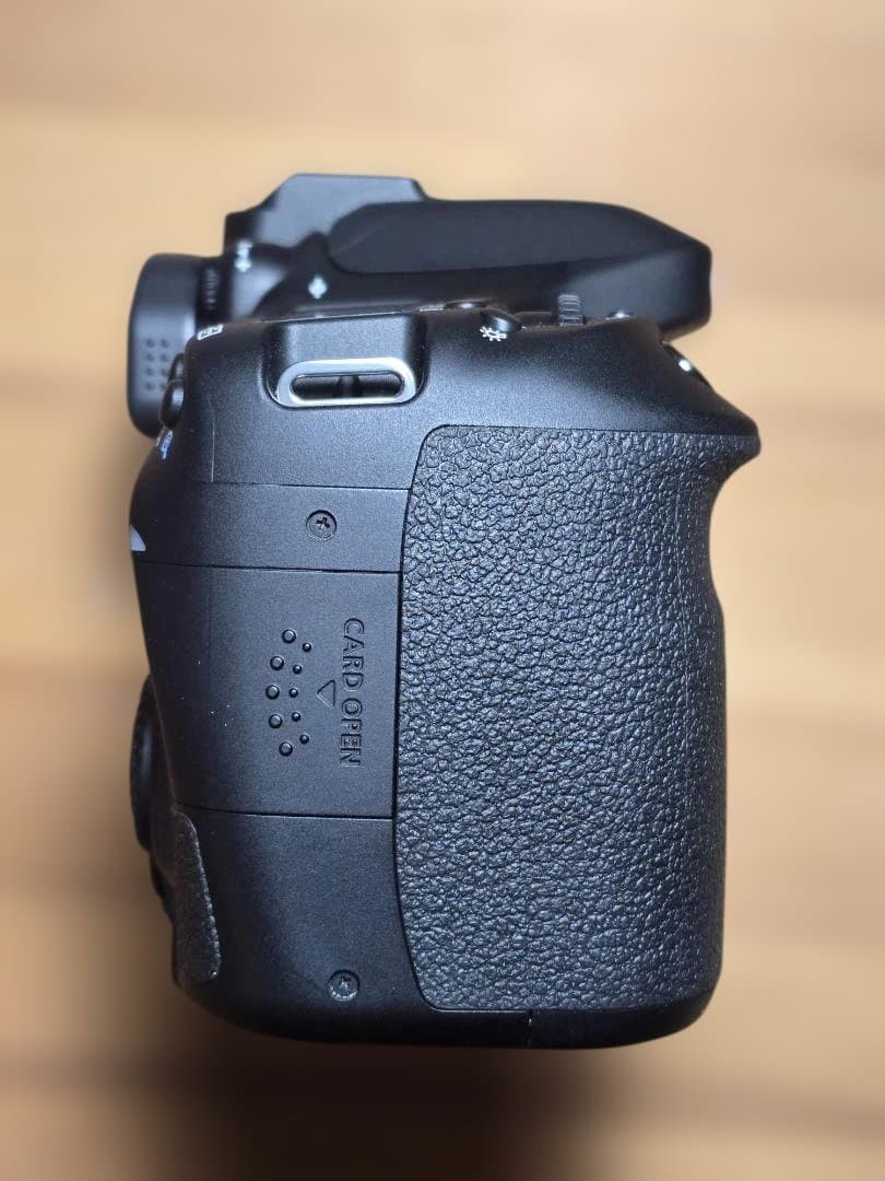 【極美品】Canon EOS 80D ボディ 防湿庫保管