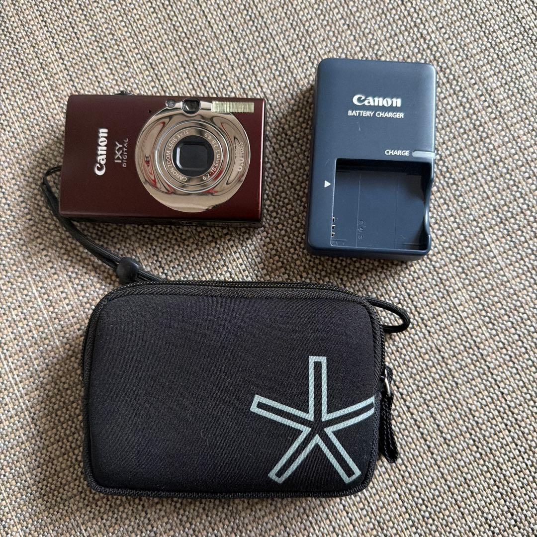Canon IXY Digital 8.0メガピクセル ブラウン