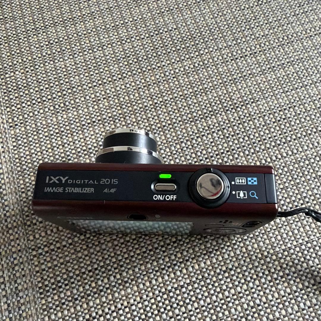 Canon IXY Digital 8.0メガピクセル ブラウン