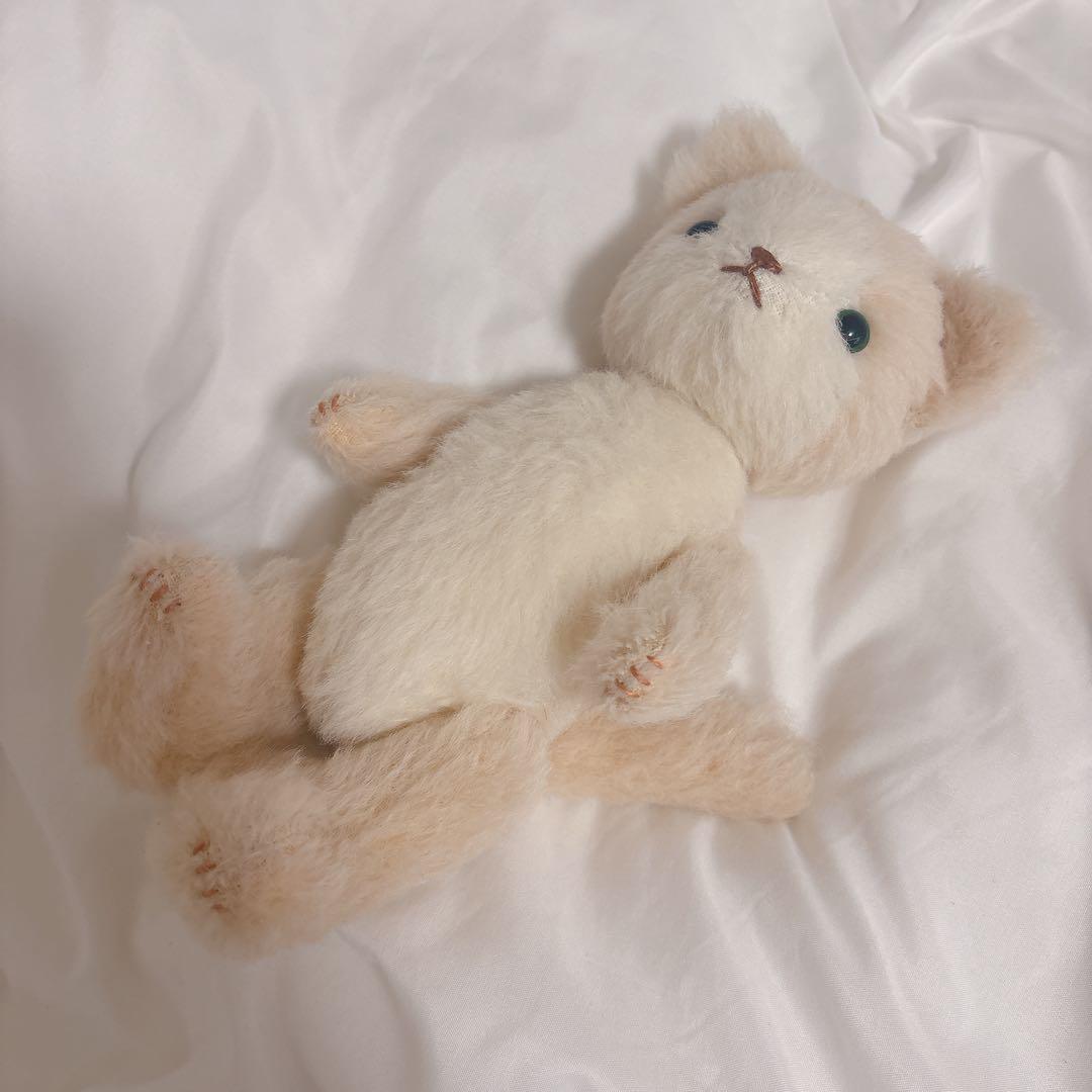 ハンドメイド作家さん　テディベア　クリーム色　猫　ぬいぐるみ