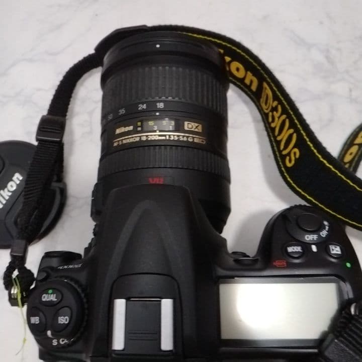 Nikon ニコン D300s デジタル一眼レフカメラ 黒