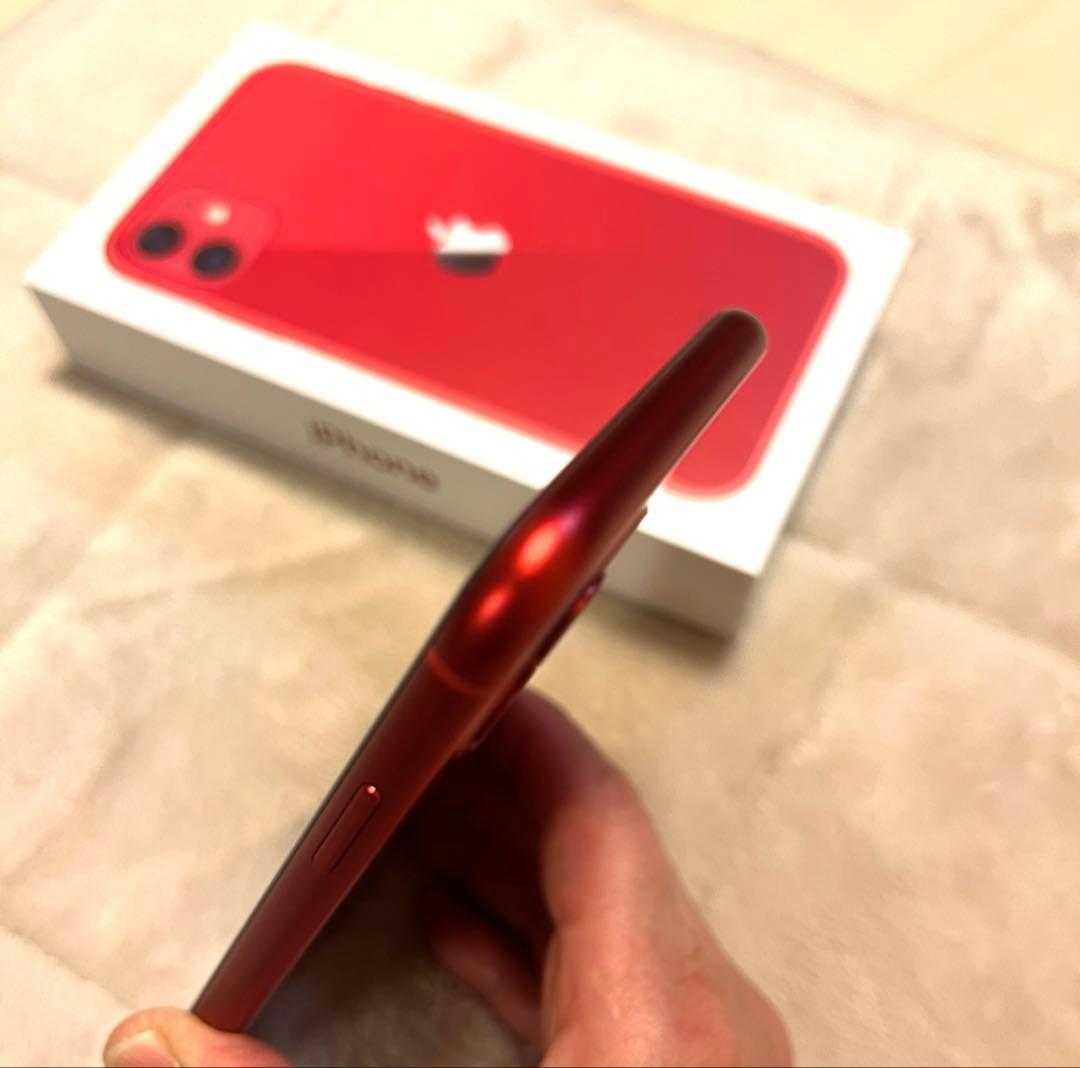 【美品】Apple iPhone 11 64GB 本体 レッド 85%