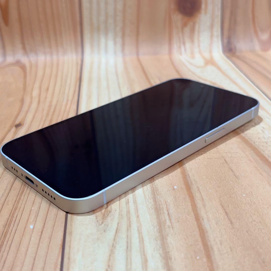 SIMフリー 本体 iPhone 13 128 GB ホワイト 580 電池新品